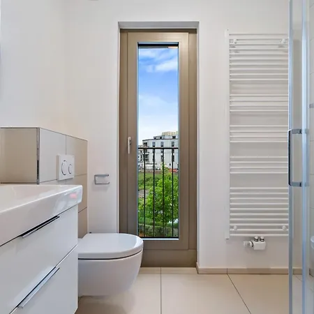 Apartment Spacious 2br In Belval - City Views & Smart Tv