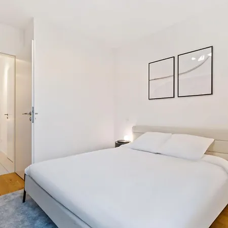 Spacious 2br In Belval - City Views & Smart Tv Appartement